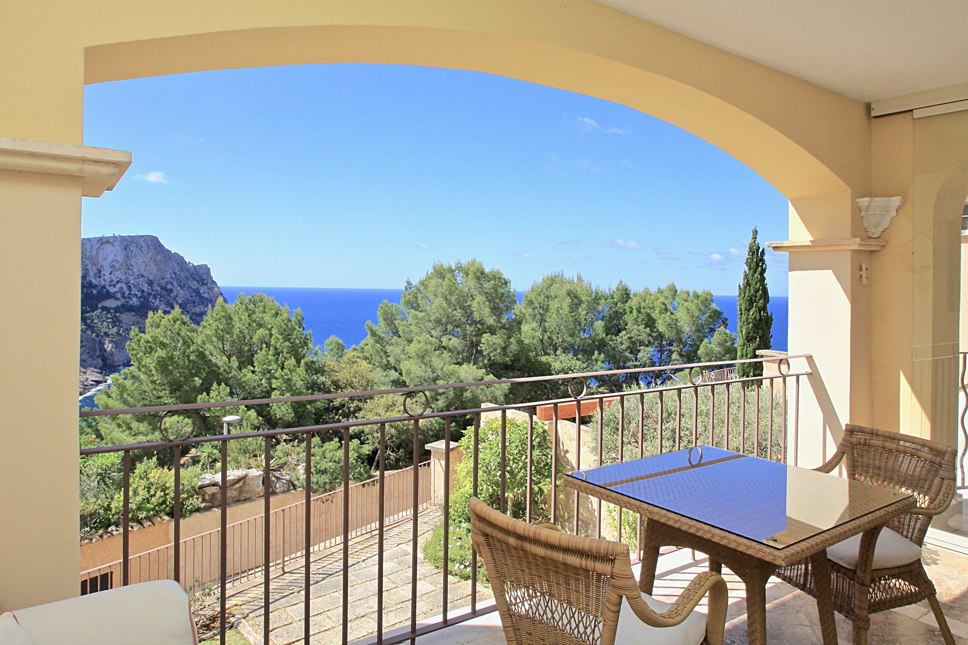 Port Andratx: Traumhaftes 1 Schlafzimmer-Apartment mit Meerblick in einer der exklusivsten Anlagen Mallorcas zu verkaufen