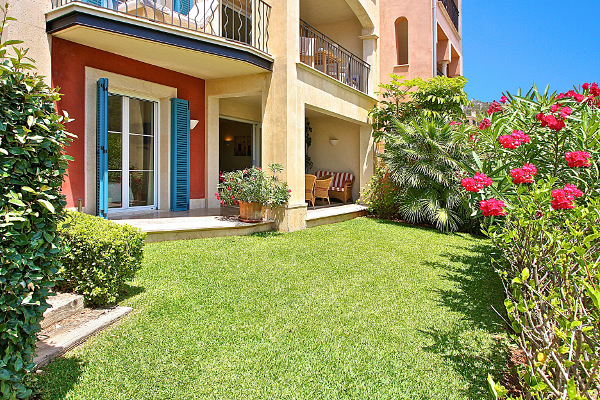 Port Andratx: beautiful garden apartment in exclusive community