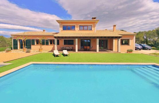 S&#8217;Aranjassa: Modernes Landhaus in der Nähe von Palma mit Pool auf einer Ebene zu verkaufen