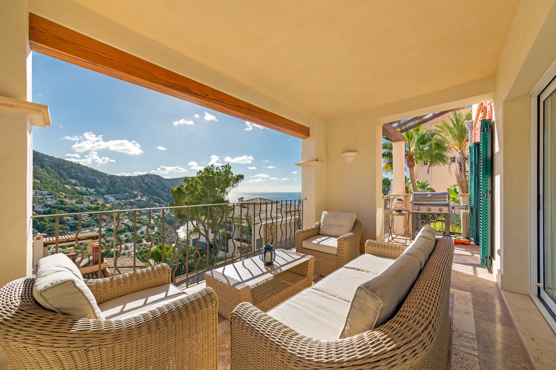 Luxus-Penthouse mit herausragendem Meerblick, modern renoviert in einer der besten Anlagen Mallorcas