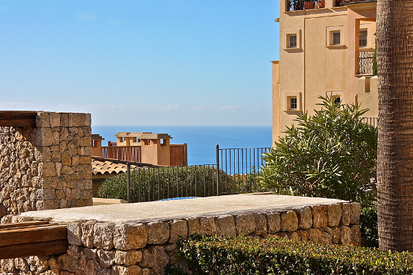 Mallorca Port Andratx: Luxusapartment mit 1 Schlafzimmer, Meerblick in einer exklusiven Anlage mit Pool und SPA